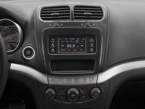 Used 2017 Dodge Journey SE FWD image 13