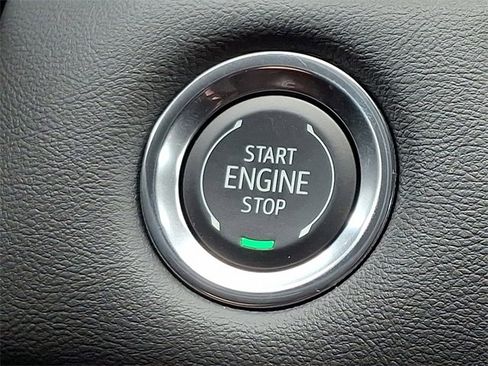 New 2025 GMC Canyon Elevation image 15