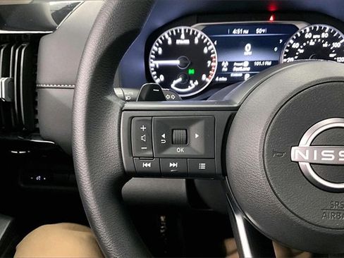 New 2025 Nissan Pathfinder S image 21