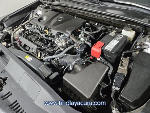 Used 2023 Toyota Camry XSE FWD image 18