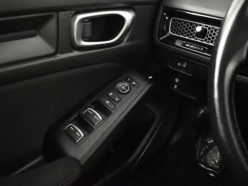 Certified 2024 Honda Civic Sport image 33