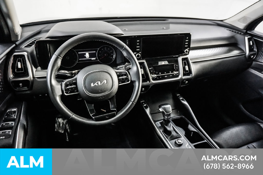 Used 2023 Kia Sorento S w/ Panoramic Sunroof Package FWD image 21