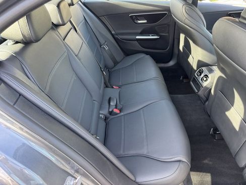 Used 2025 Mercedes-Benz C 300 4MATIC Sedan image 8