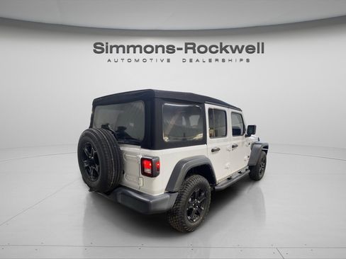 Used 2022 Jeep Wrangler Unlimited Sport image 5
