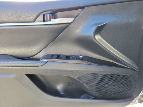Used 2022 Toyota Camry XSE w/ Carpet Mat Package (TMS) image 18