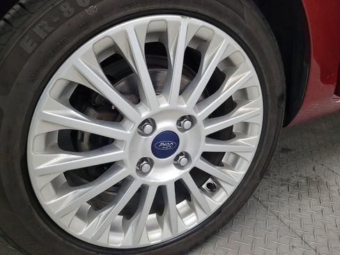 Used 2016 Ford Fiesta Titanium FWD image 31