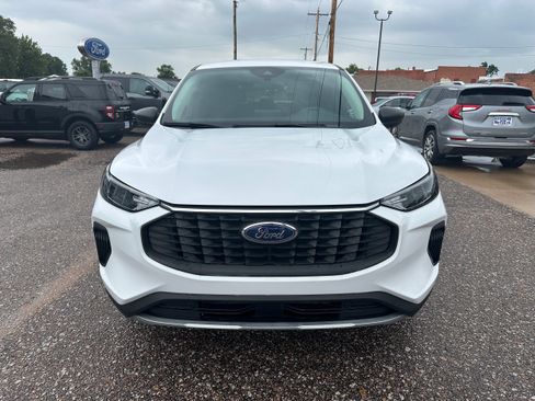 Used 2024 Ford Escape Active AWD/4WD image 2