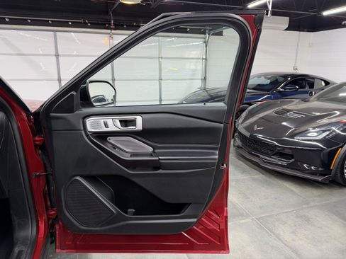 Used 2020 Ford Explorer ST w/ ST Street Pack image 26