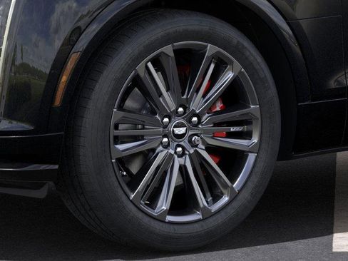 New 2026 Cadillac Lyriq V image 9