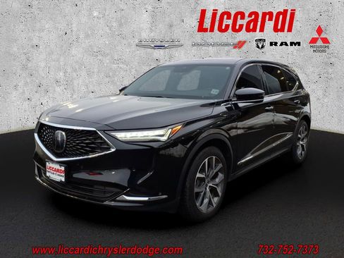 Used 2023 Acura MDX SH-AWD w/ Technology Package image 3