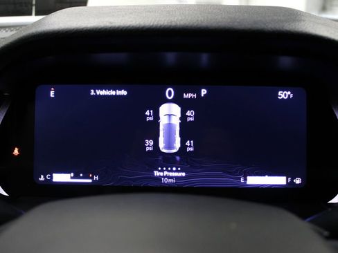 New 2025 Jeep Grand Cherokee Laredo image 10