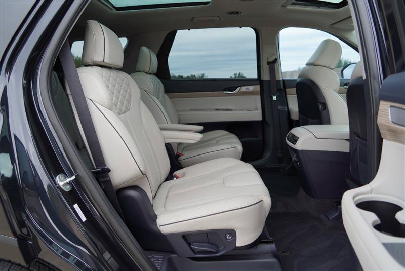 Used 2022 Hyundai Palisade Limited w/ Cargo Package AWD/4WD image 82