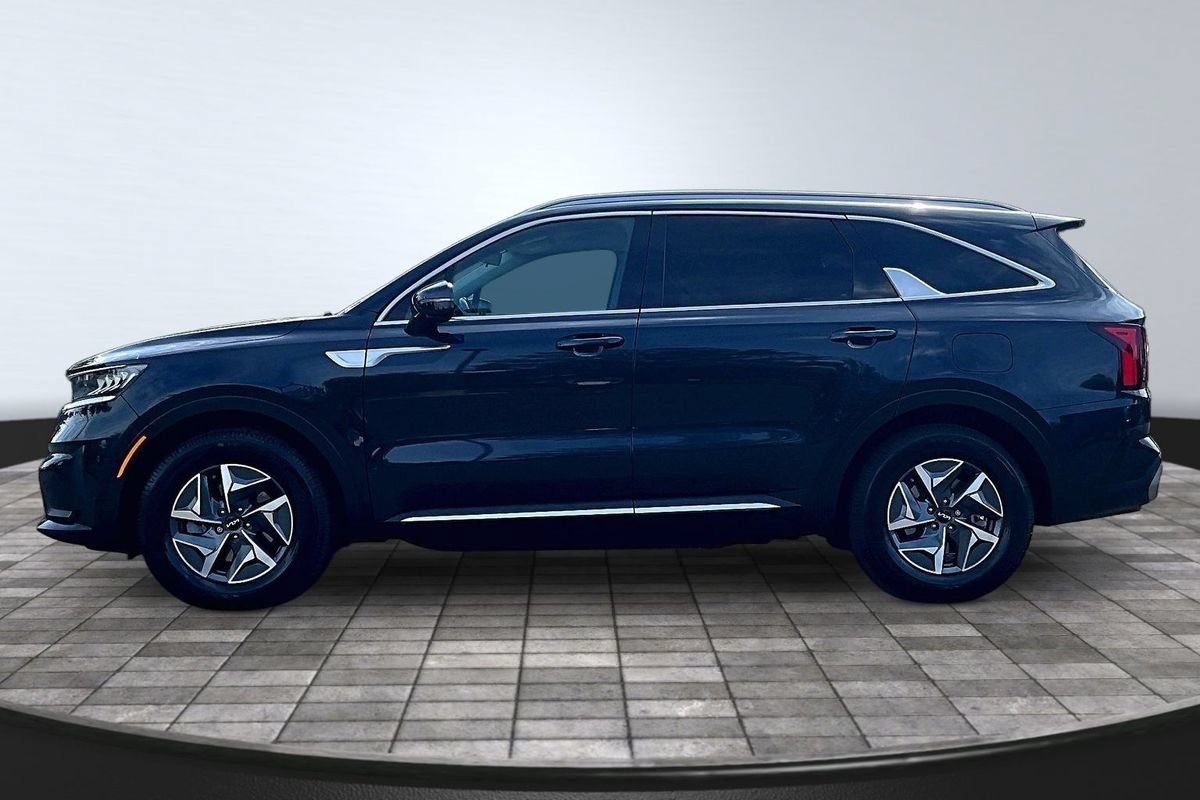 Used 2022 Kia Sorento S AWD/4WD image 4
