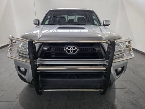 Used 2015 Toyota Tacoma 4x4 Double Cab w/ TRD Sport Package image 8