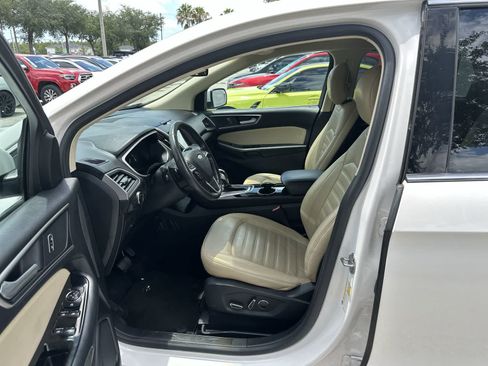 Used 2016 Ford Edge SEL w/ Equipment Group 201A FWD image 2