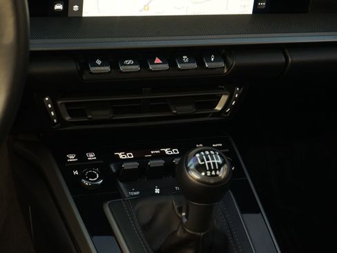 Used 2022 Porsche 911 Carrera 4S image 18