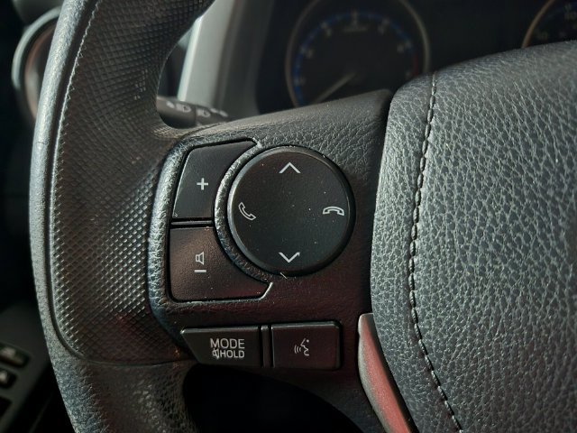Used 2017 Toyota RAV4 LE w/ Carpet Mat Package FWD image 18