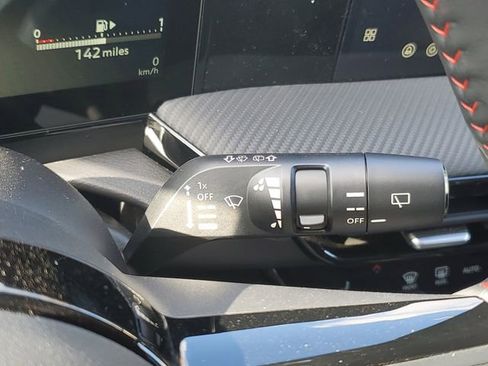 New 2026 Nissan Kicks SR w/ Cold Weather Package image 16