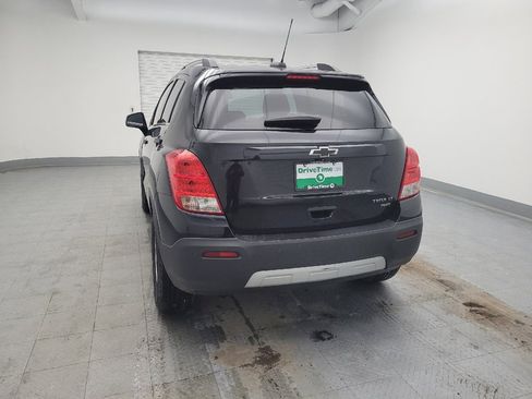 Used 2016 Chevrolet Trax LT w/ LT Convenience Package image 6