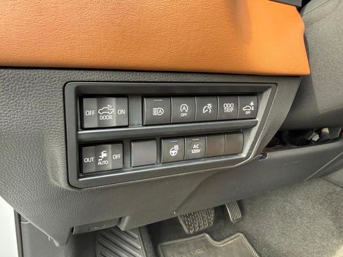 Used 2022 Toyota Tundra 1794 Edition image 37