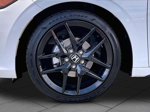 Used 2024 Honda Civic Sport image 10