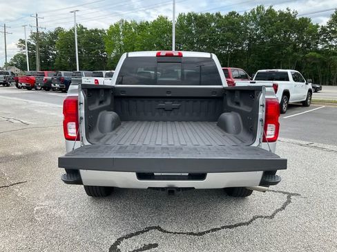 Used 2018 Chevrolet Silverado 1500 LTZ Z71 w/ LTZ Plus Package AWD/4WD image 19