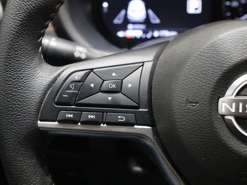 Used 2022 Nissan Kicks SR image 23