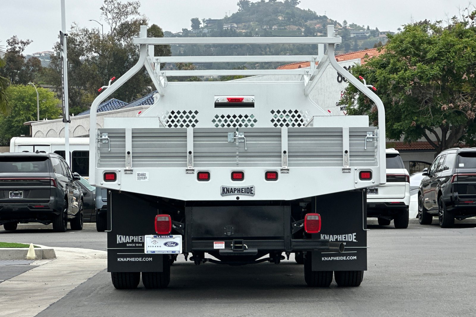 New 2025 Ford F350 XL w/ XL Chrome Package RWD image 4