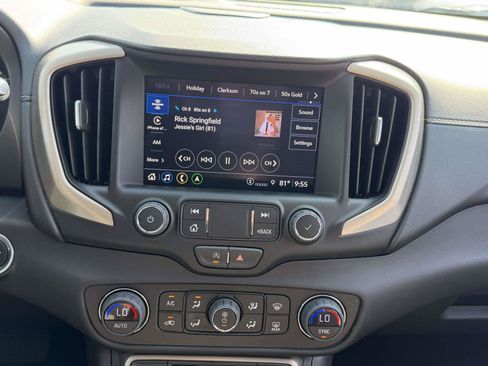 Certified 2024 GMC Terrain Denali w/ Denali Premium Package AWD/4WD image 23