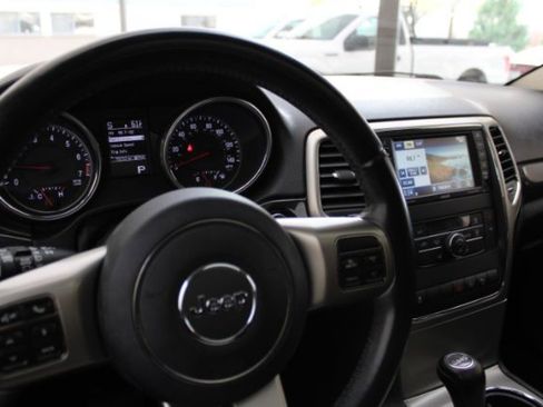 Used 2012 Jeep Grand Cherokee Laredo image 21