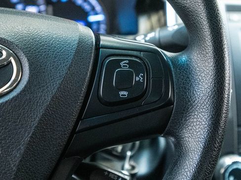 Used 2015 Toyota Camry LE FWD image 19