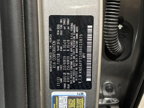 Used 2024 Kia EV9 Wind AWD/4WD image 40