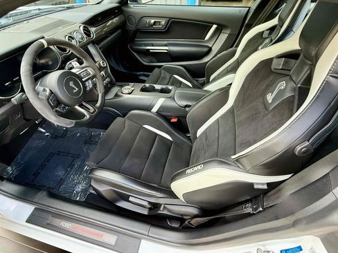 Used 2021 Ford Mustang Shelby GT500 w/ Carbon Fiber Track Pack image 30
