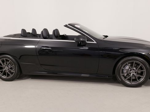 Used 2024 Mercedes-Benz CLE 300 4MATIC Cabriolet image 10