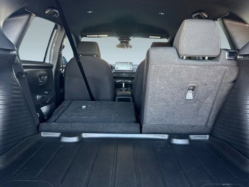 Used 2023 Honda HR-V Sport image 32