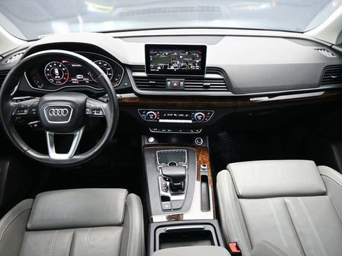 Used 2018 Audi Q5 2.0T Premium Plus image 24