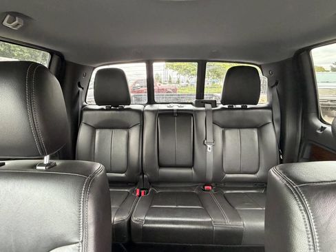 Used 2012 Ford F150 Lariat w/ Lariat Plus Pkg AWD/4WD image 10