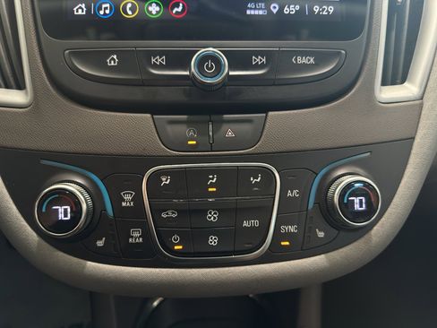 Used 2024 Chevrolet Malibu LT image 29