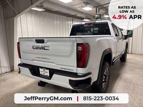New 2026 GMC Sierra 2500 Denali Ultimate AWD/4WD image 3