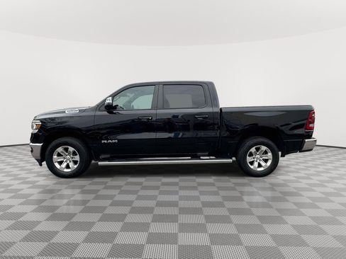 Used 2024 RAM 1500 Laramie AWD/4WD image 4