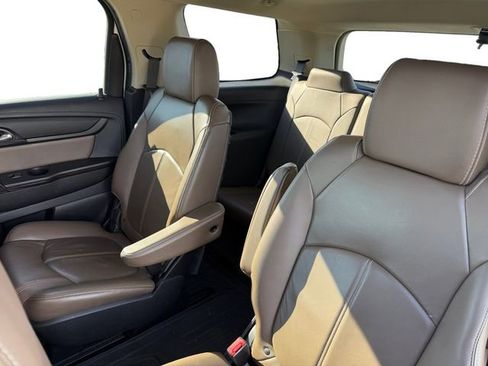 Used 2017 GMC Acadia Limited SLT image 16