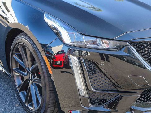 Used 2023 Cadillac CT5 V w/ Platinum Package image 5