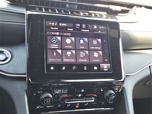 New 2025 Jeep Grand Cherokee L Altitude image 11