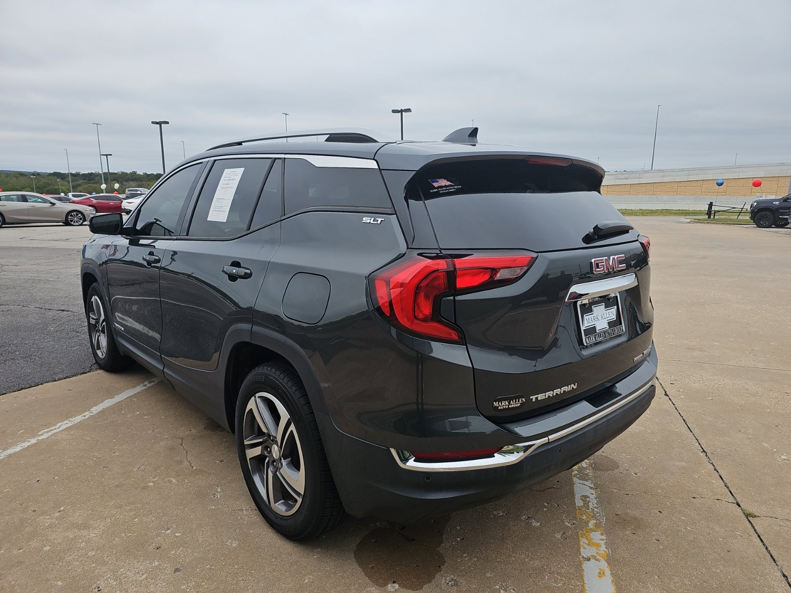 Used 2019 GMC Terrain SLT w/ Infotainment Package II AWD/4WD image 7