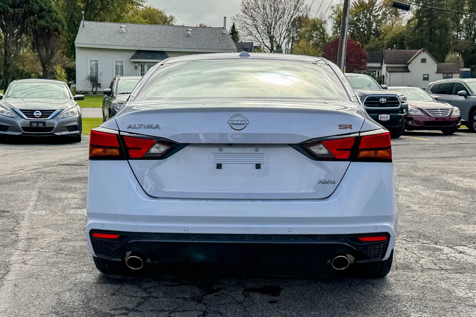 Certified 2025 Nissan Altima 2.5 SR w/ SR Premium Package AWD/4WD image 4