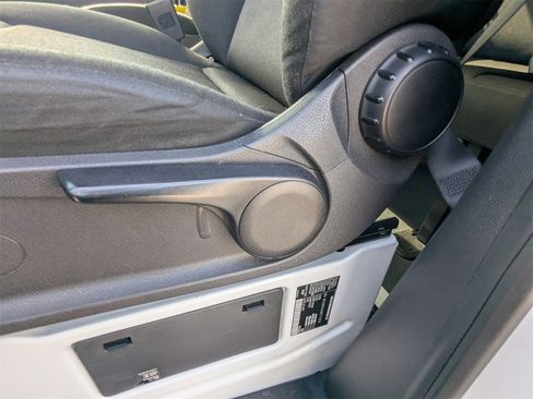 Used 2024 Mercedes-Benz Sprinter 2500 image 19