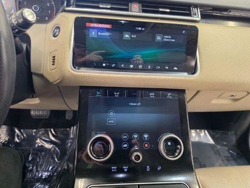 Used 2020 Land Rover Range Rover Velar S AWD/4WD image 18