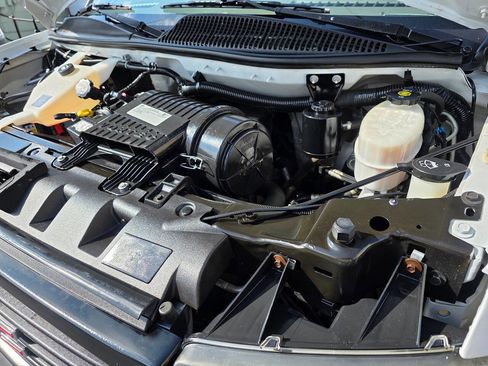 Used 2019 GMC Savana 3500 Extended w/ Driver Convenience Package image 21