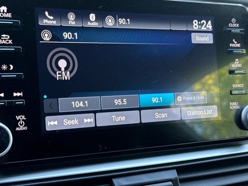 Used 2020 Honda Accord Sport image 18