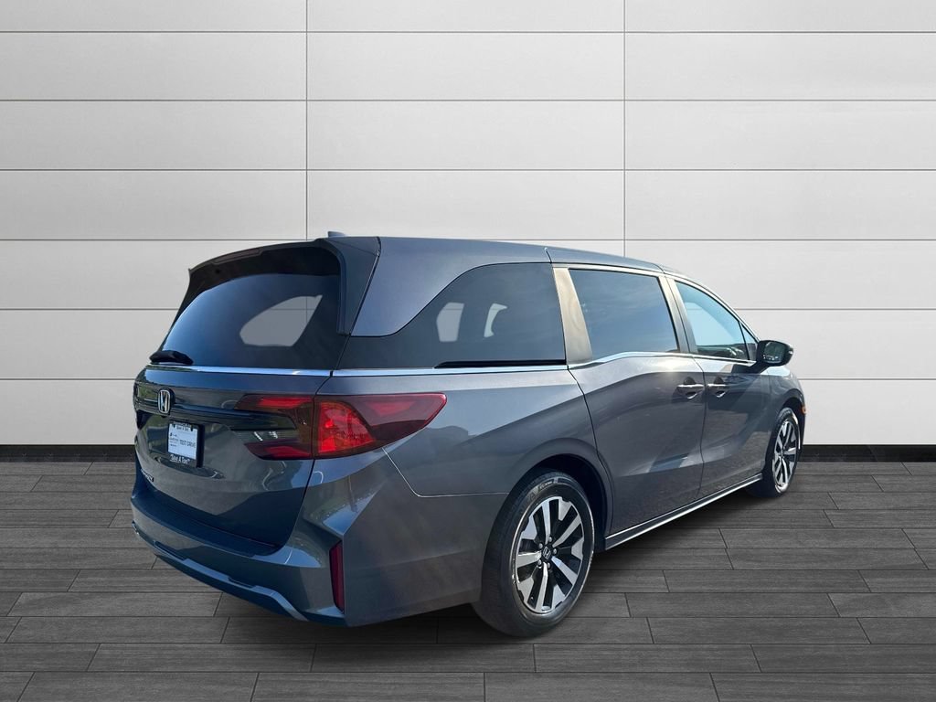 Used 2025 Honda Odyssey EX-L image 3